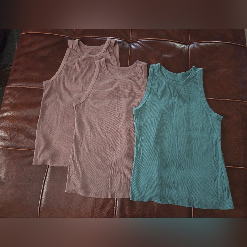 A New Day Tank Tops XL/XXL